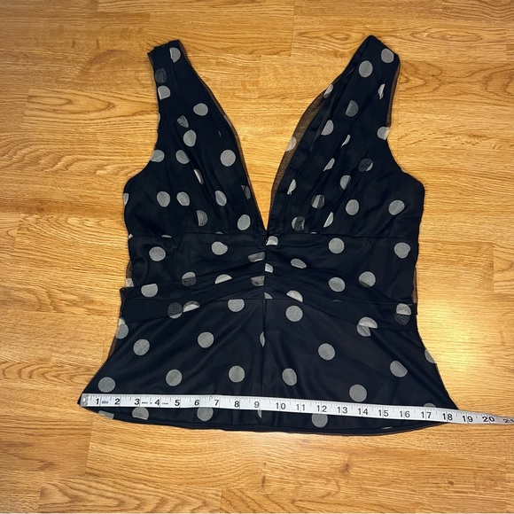 Jessica Howard | Evenings Top - Picture 9 of 10